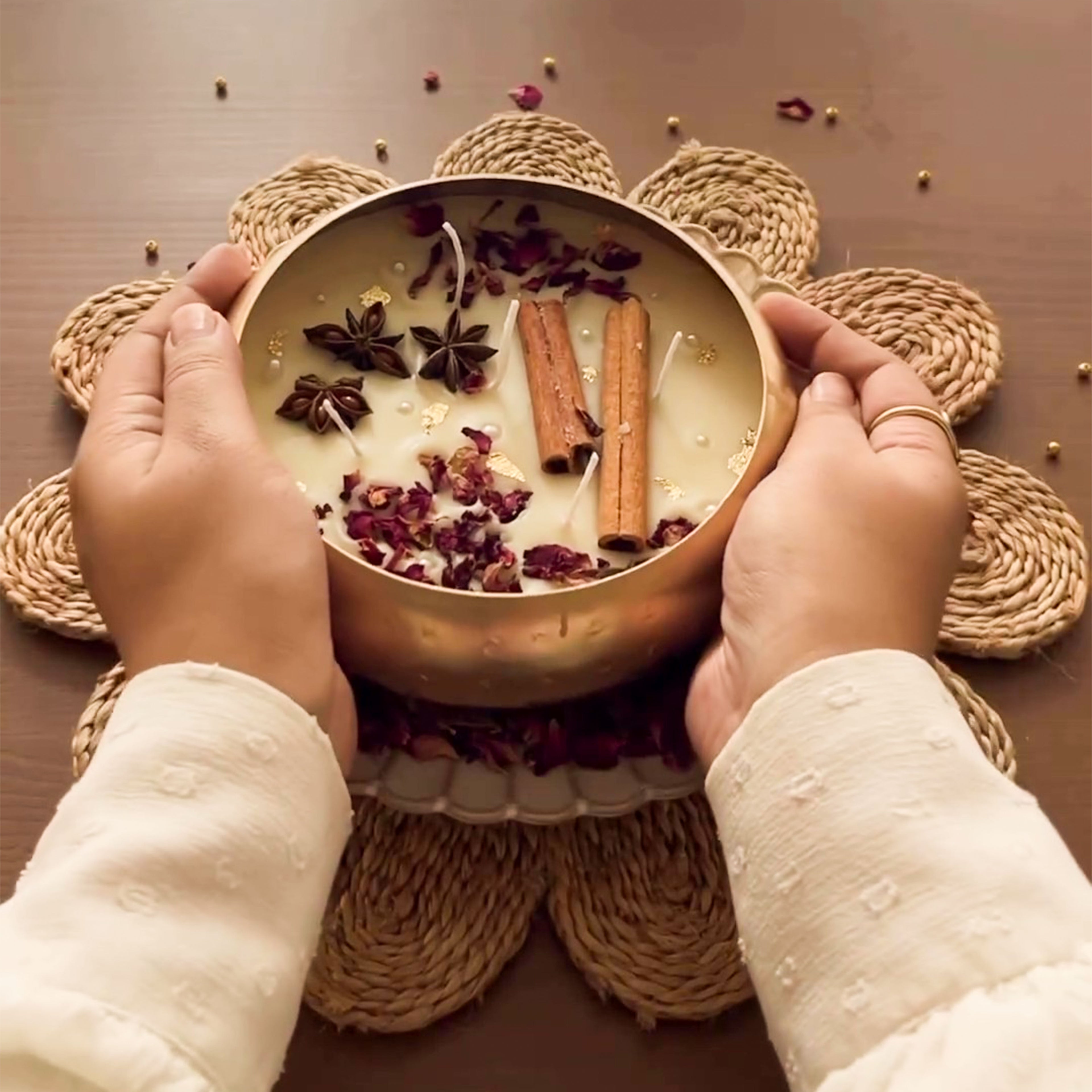 Apple Cinnamon Urli