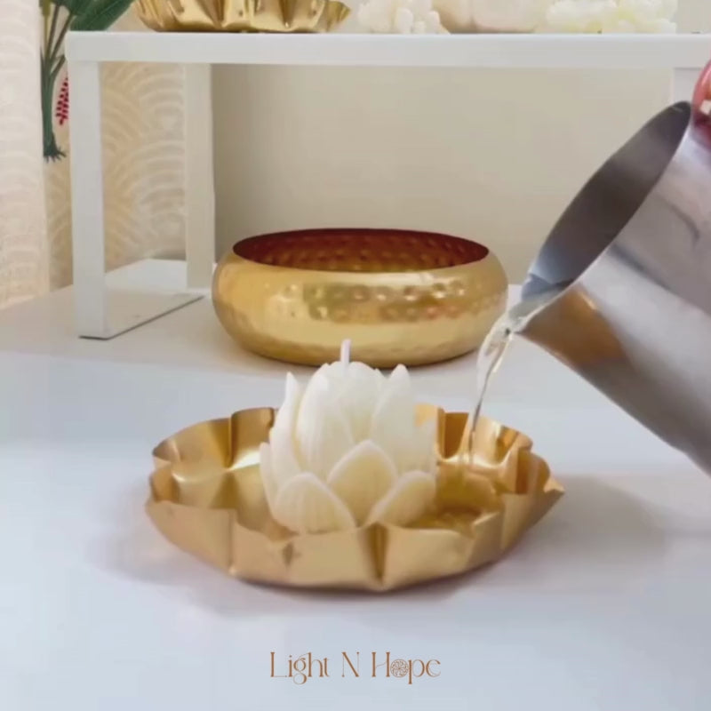 Lotus Glow Urli